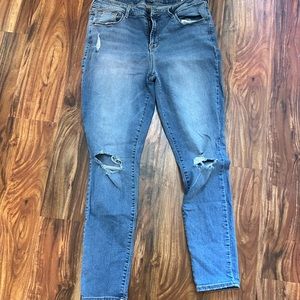 Old Navy Rockstar distressed jeans, 14